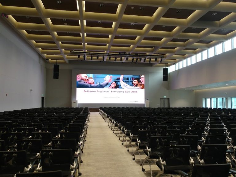 개발자 행사 준비&nbsp;중